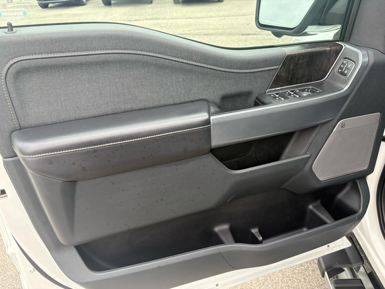 Ford F-150 4WD SuperCrew 145" Lariat 2021