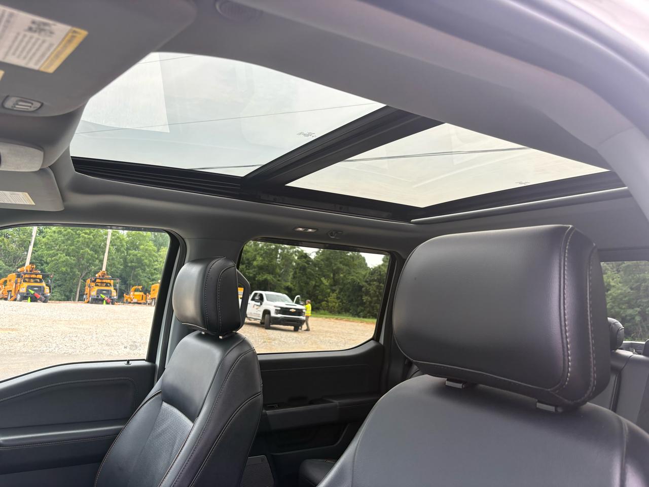 Ford F-150 4WD SuperCrew 145" Lariat 2021
