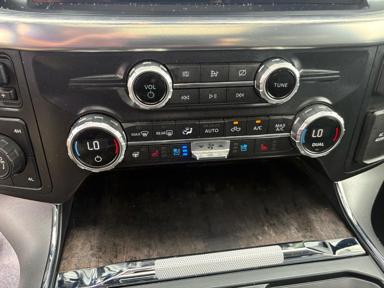Ford F-150 4WD SuperCrew 145" Lariat 2021