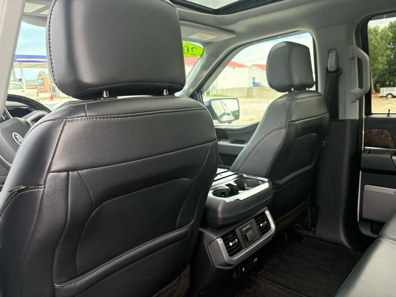 Ford F-150 4WD SuperCrew 145" Lariat 2021