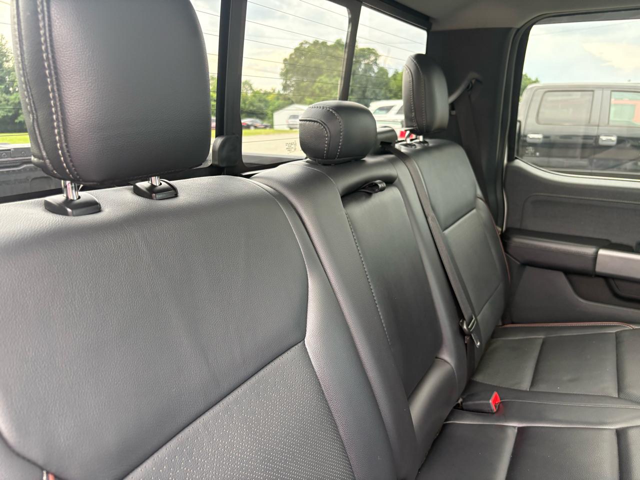 Ford F-150 4WD SuperCrew 145" Lariat 2021