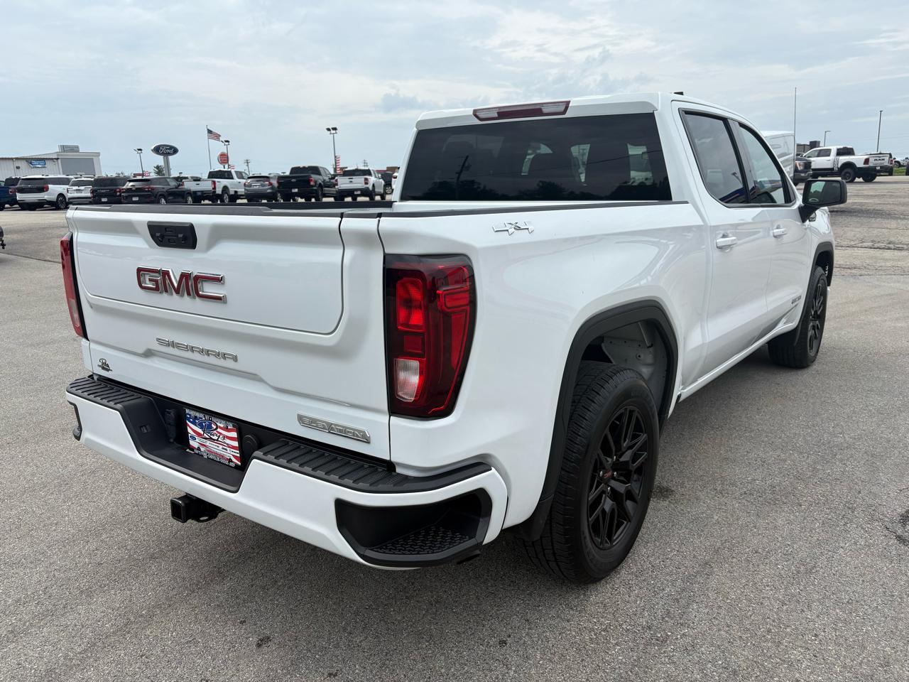 GMC Sierra 1500 4WD Crew Cab 147" Elevation w/3VL 2024