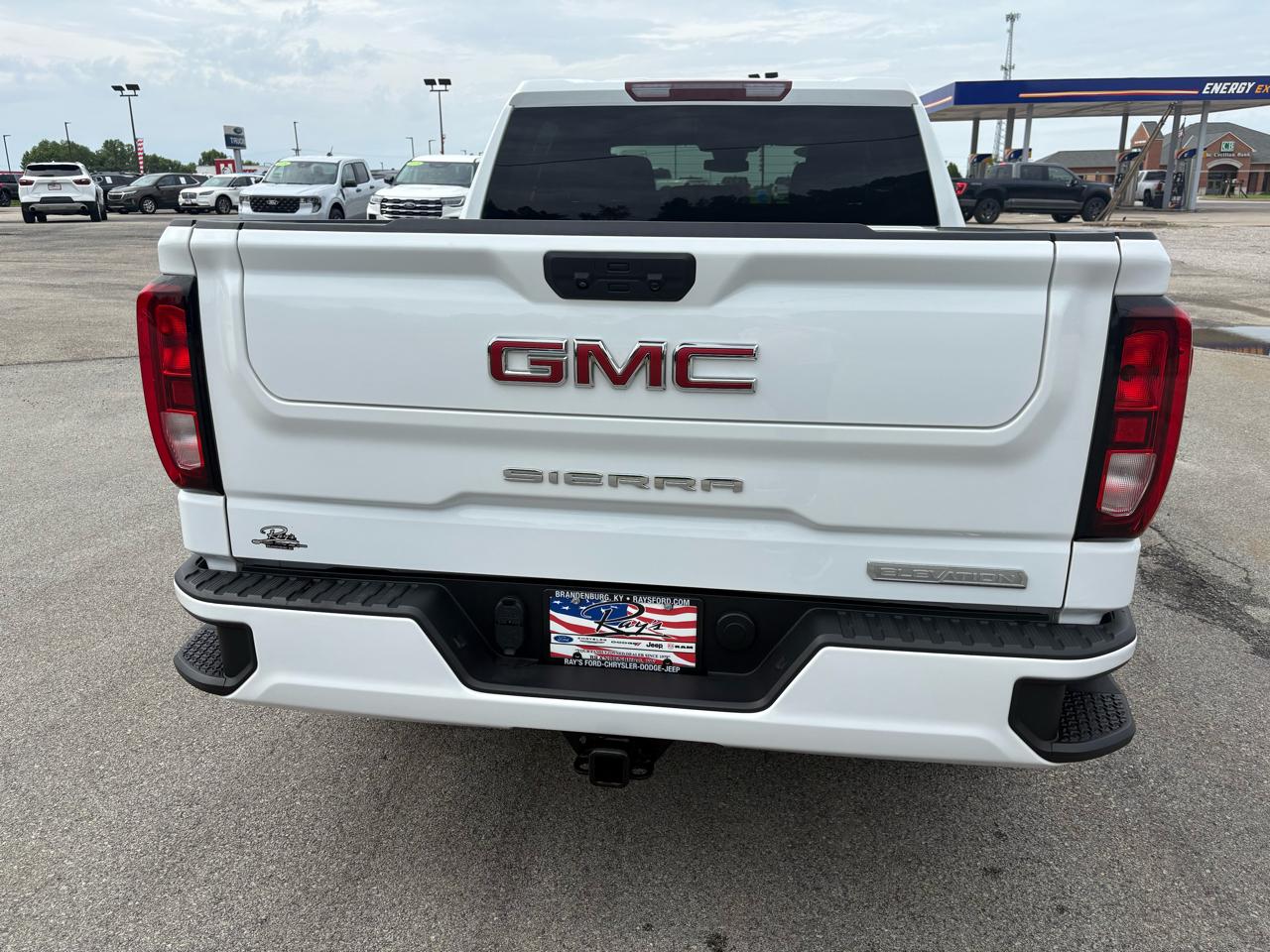 GMC Sierra 1500 4WD Crew Cab 147" Elevation w/3VL 2024