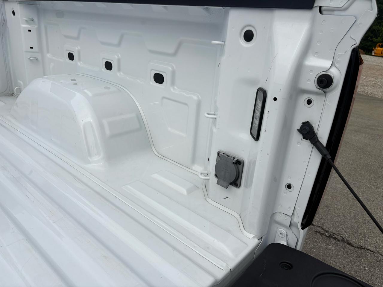 GMC Sierra 1500 4WD Crew Cab 147" Elevation w/3VL 2024