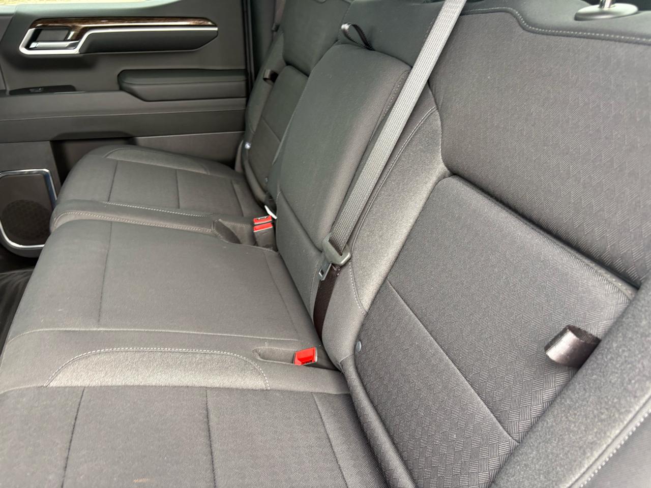 GMC Sierra 1500 4WD Crew Cab 147" Elevation w/3VL 2024