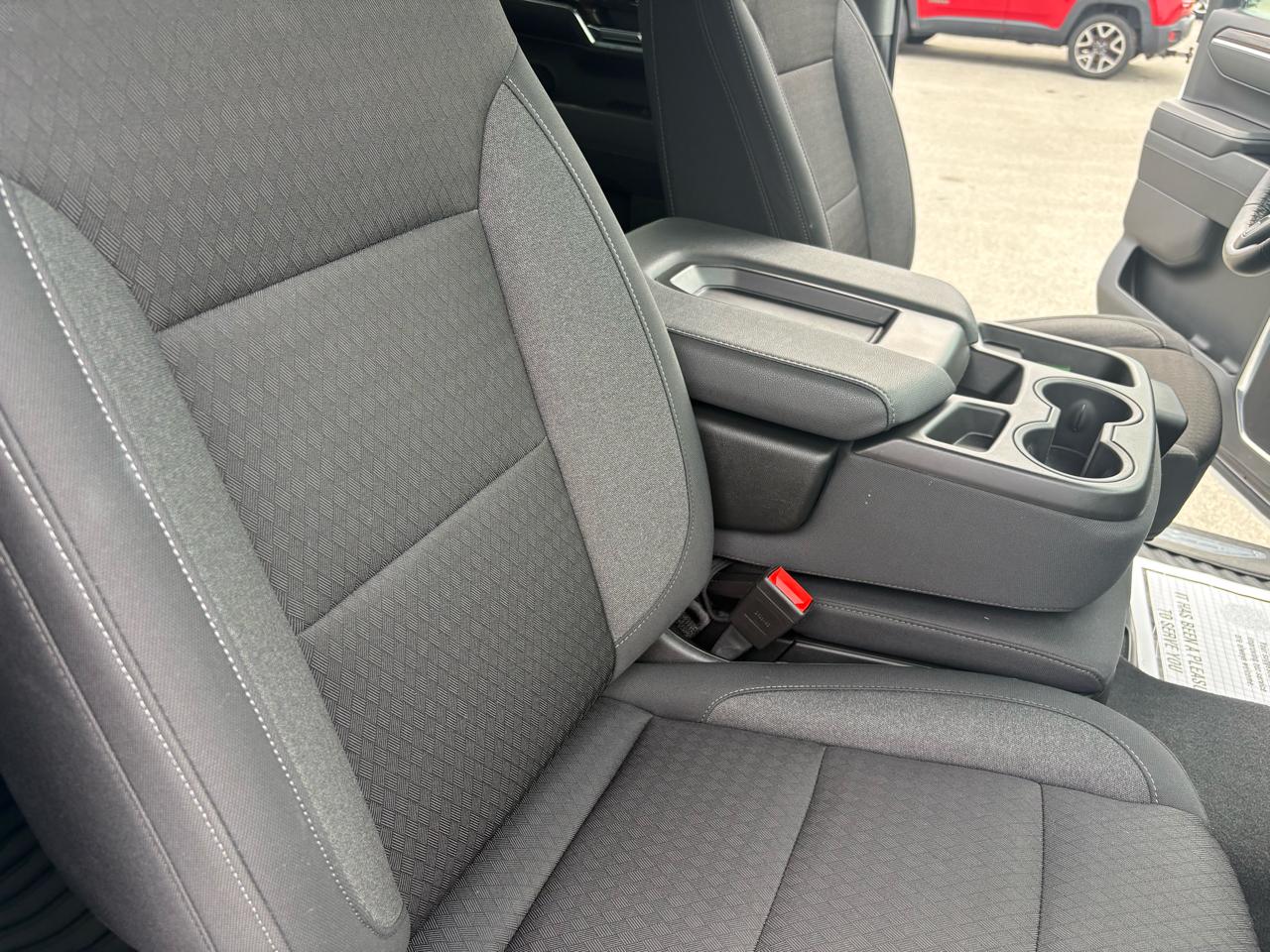 GMC Sierra 1500 4WD Crew Cab 147" Elevation w/3VL 2024