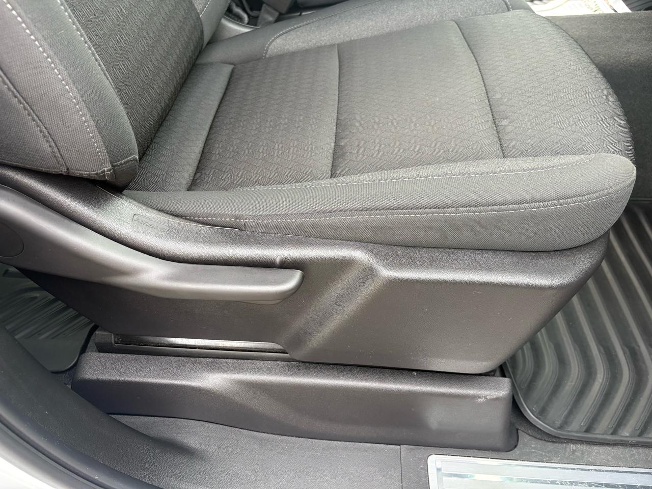 GMC Sierra 1500 4WD Crew Cab 147" Elevation w/3VL 2024