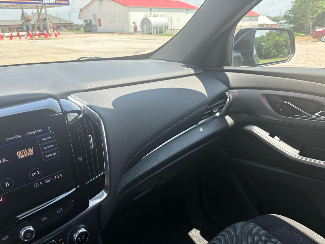 Chevrolet Traverse FWD 4dr LT Cloth w/1LT 2023