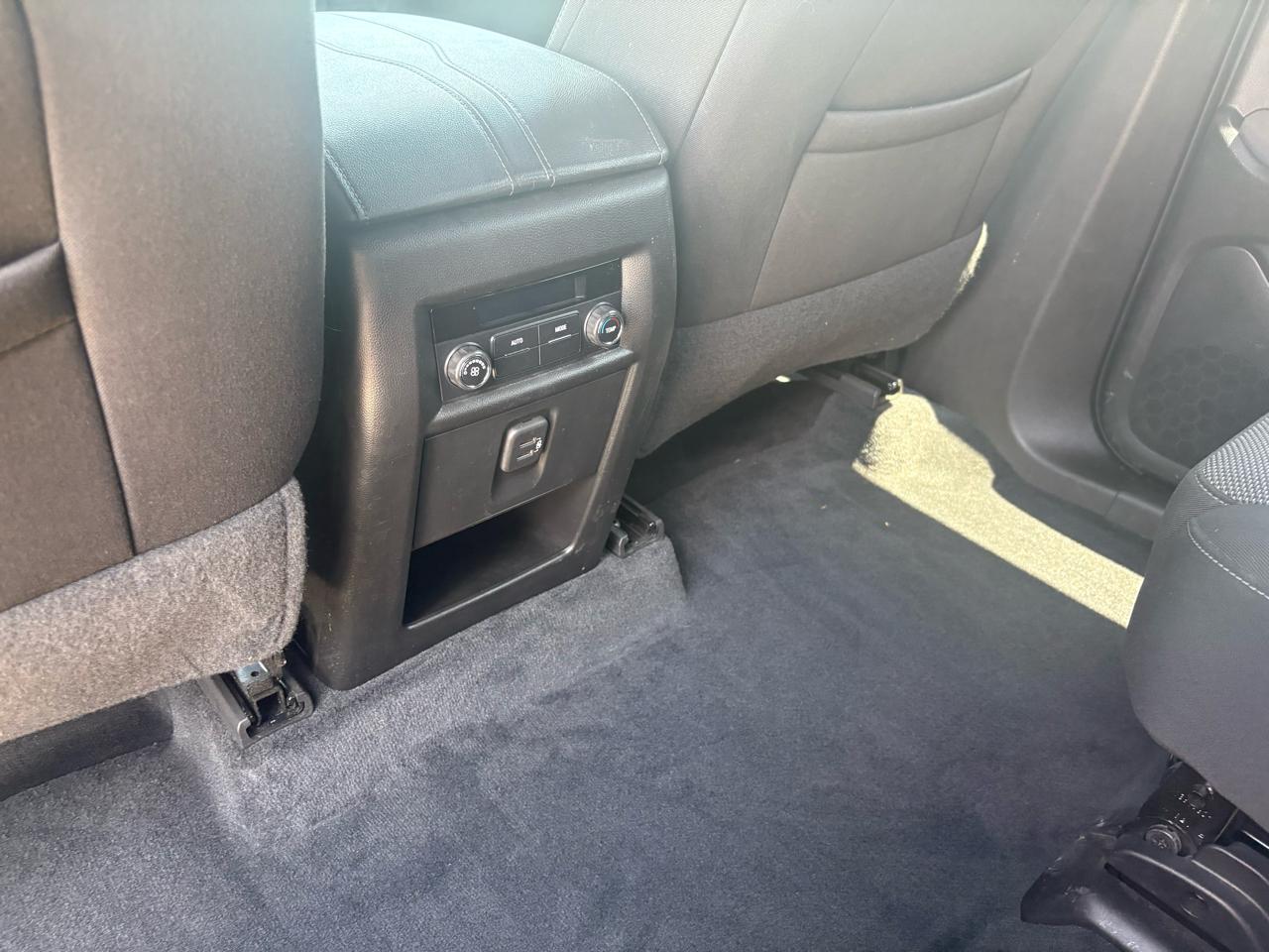 Chevrolet Traverse FWD 4dr LT Cloth w/1LT 2023