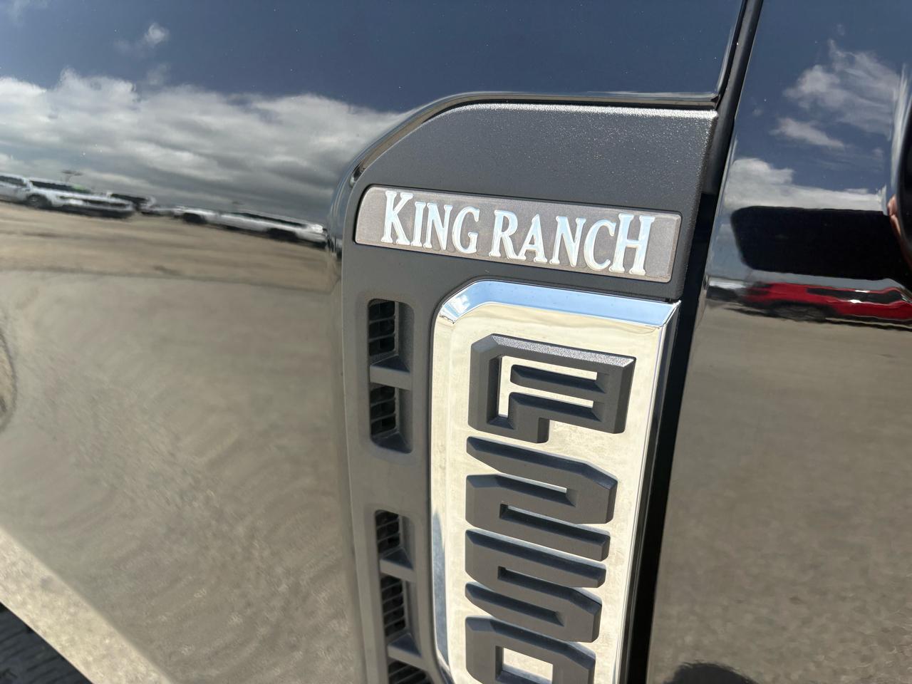Ford Super Duty F-250 SRW King Ranch 4WD Crew Cab 8' Box 2026