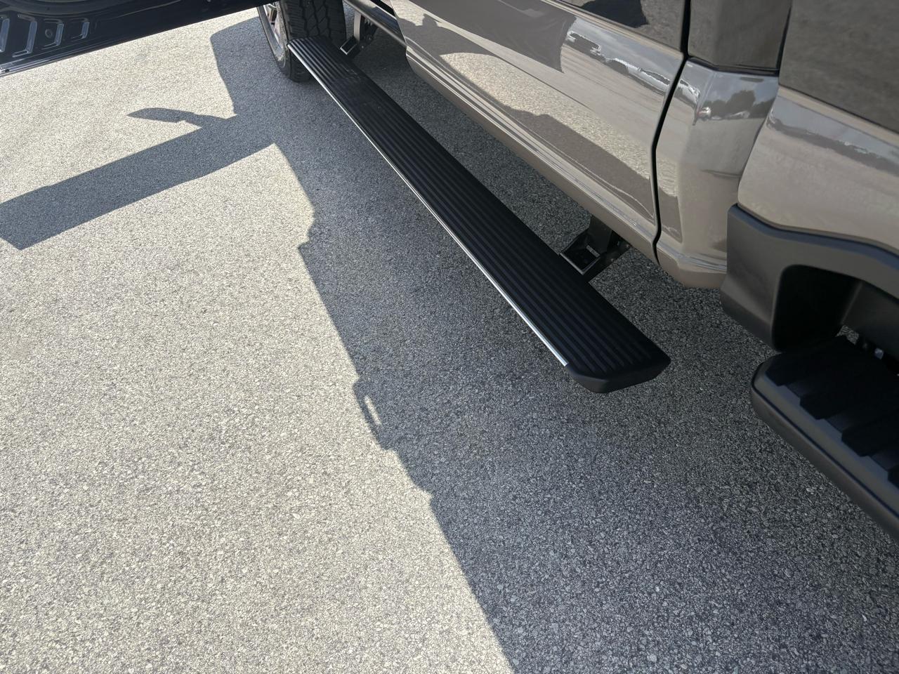 Ford Super Duty F-250 SRW King Ranch 4WD Crew Cab 8' Box 2026