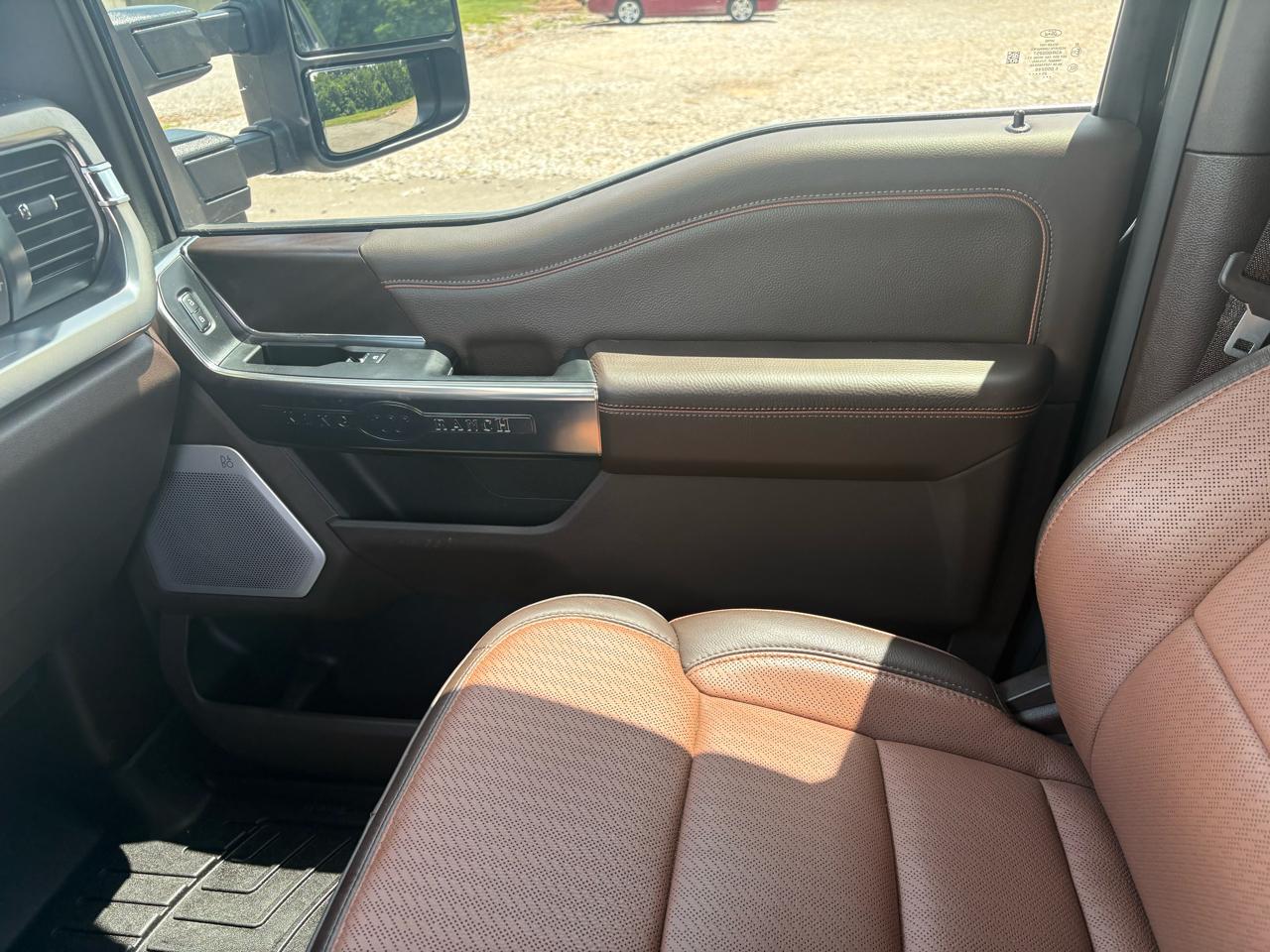 Ford Super Duty F-250 SRW King Ranch 4WD Crew Cab 8' Box 2026