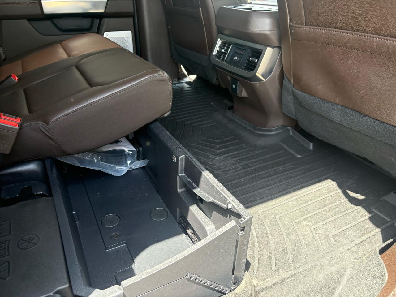 Ford Super Duty F-250 SRW King Ranch 4WD Crew Cab 8' Box 2026
