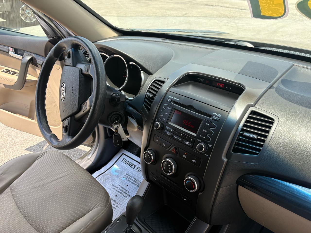 Kia Sorento AWD 4dr I4 LX 2011