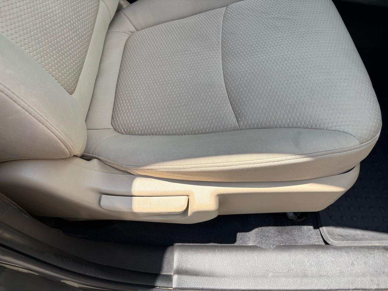 Kia Sorento AWD 4dr I4 LX 2011