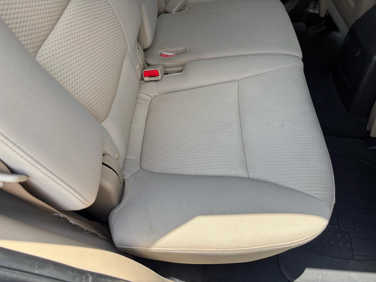 Kia Sorento AWD 4dr I4 LX 2011