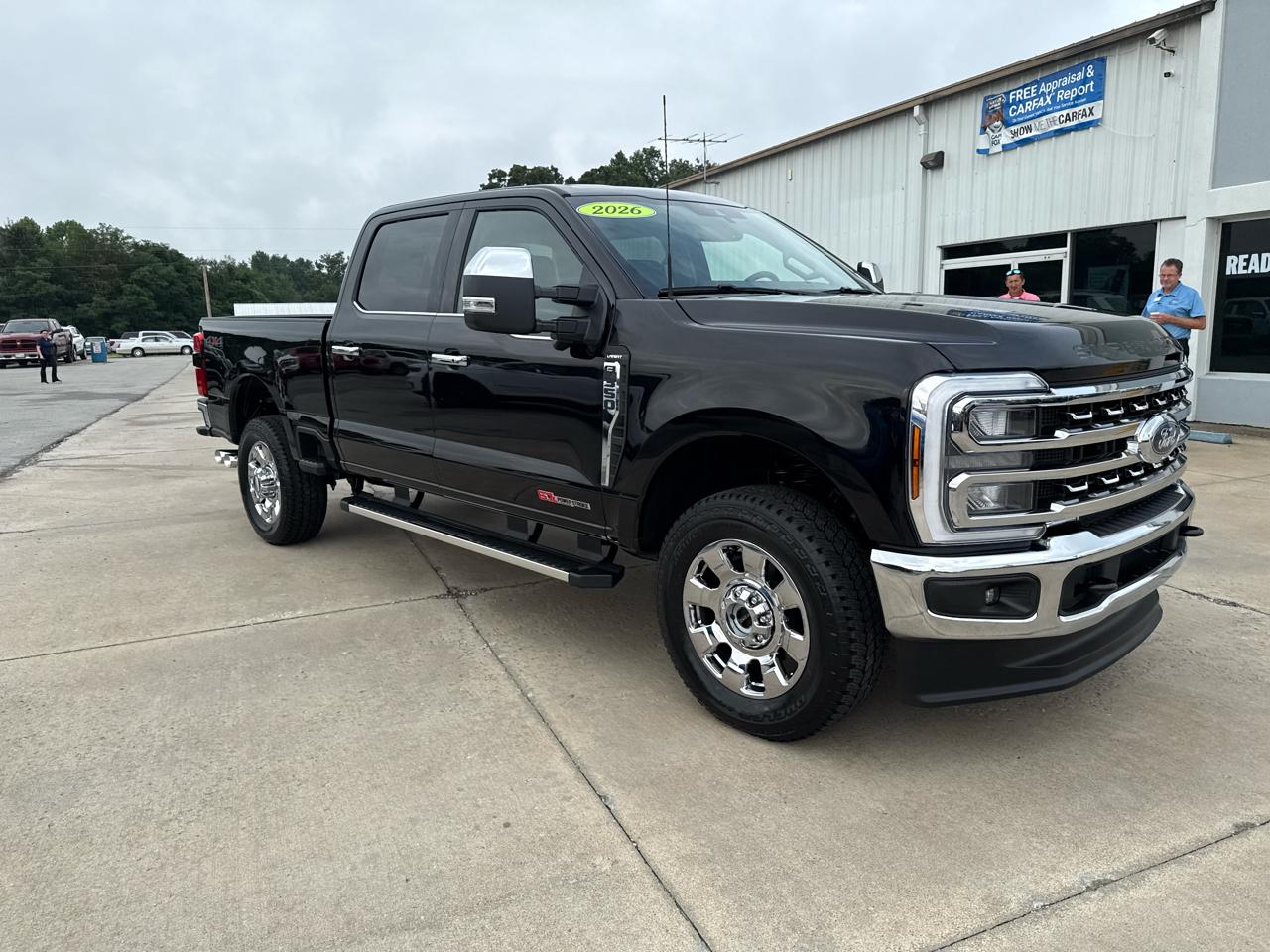 Ford Super Duty F-350 SRW Lariat 4WD Crew Cab 8' Box 2026