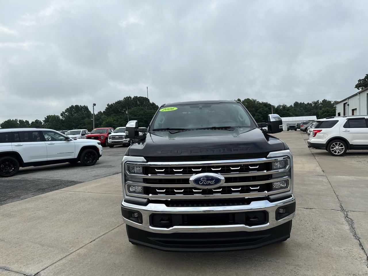 Ford Super Duty F-350 SRW Lariat 4WD Crew Cab 8' Box 2026