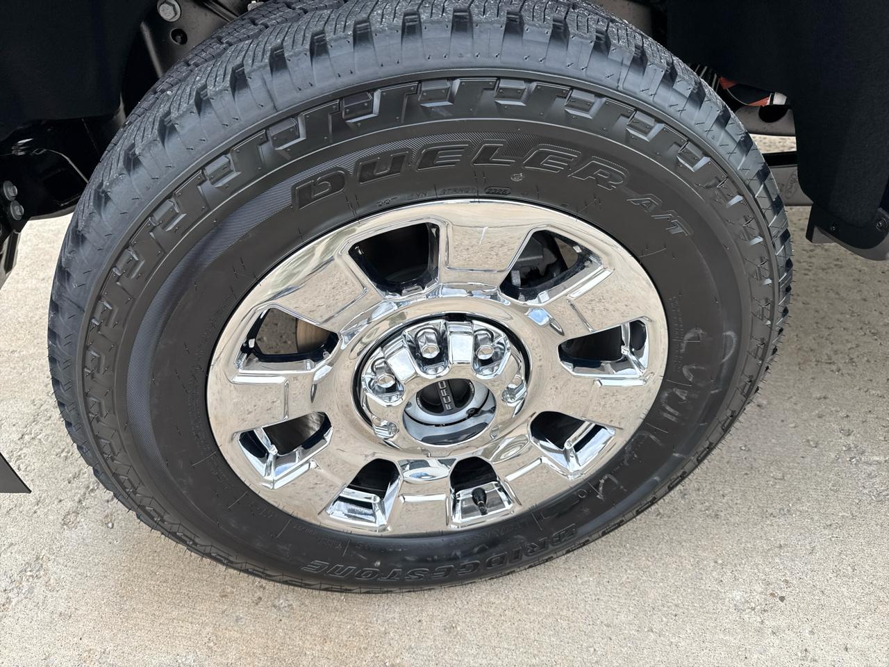 Ford Super Duty F-350 SRW Lariat 4WD Crew Cab 8' Box 2026