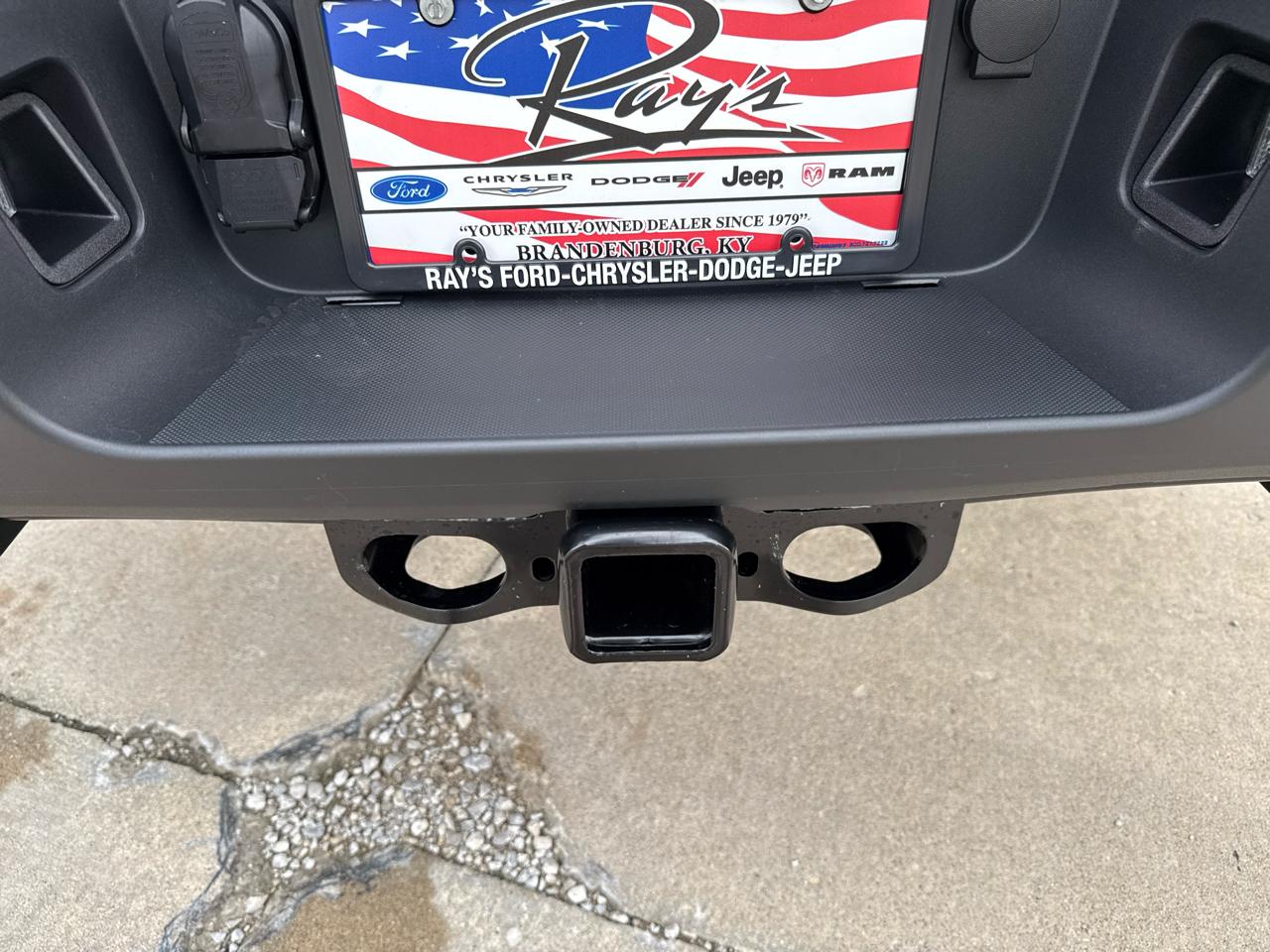 Ford Super Duty F-350 SRW Lariat 4WD Crew Cab 8' Box 2026