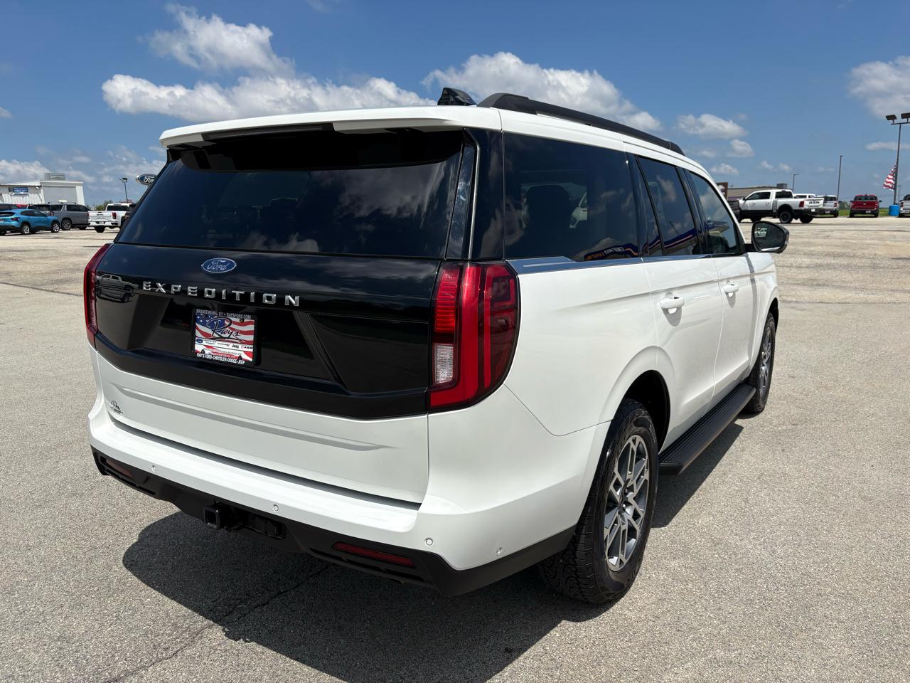 Ford Expedition Active 4x4 2025
