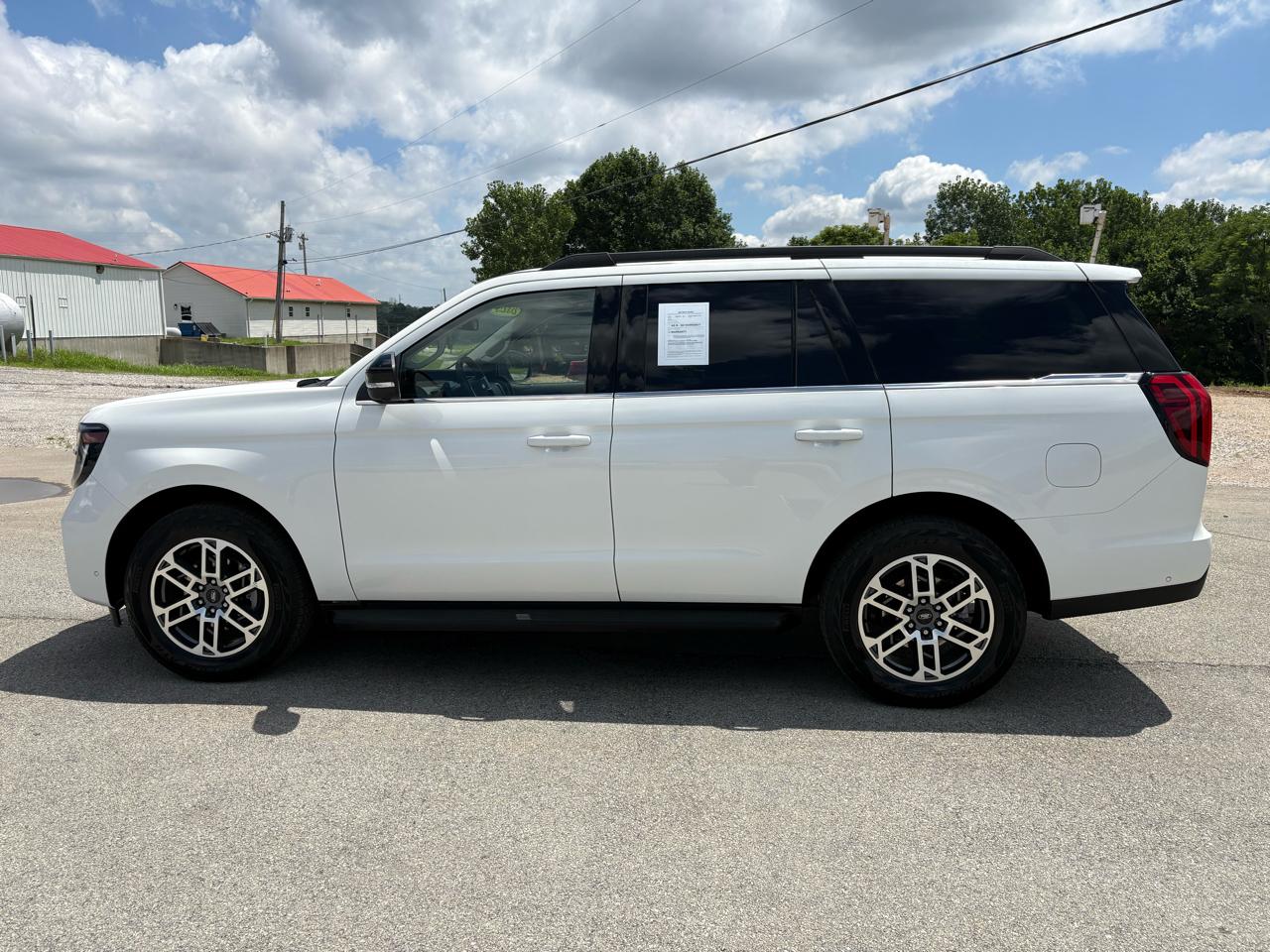 Ford Expedition Active 4x4 2025
