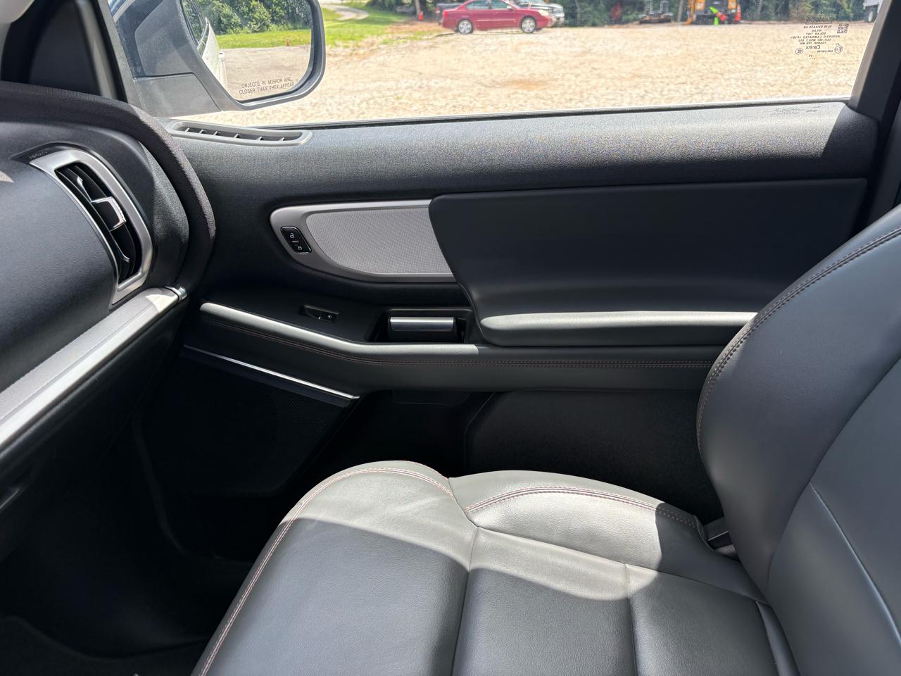 Ford Expedition Active 4x4 2025