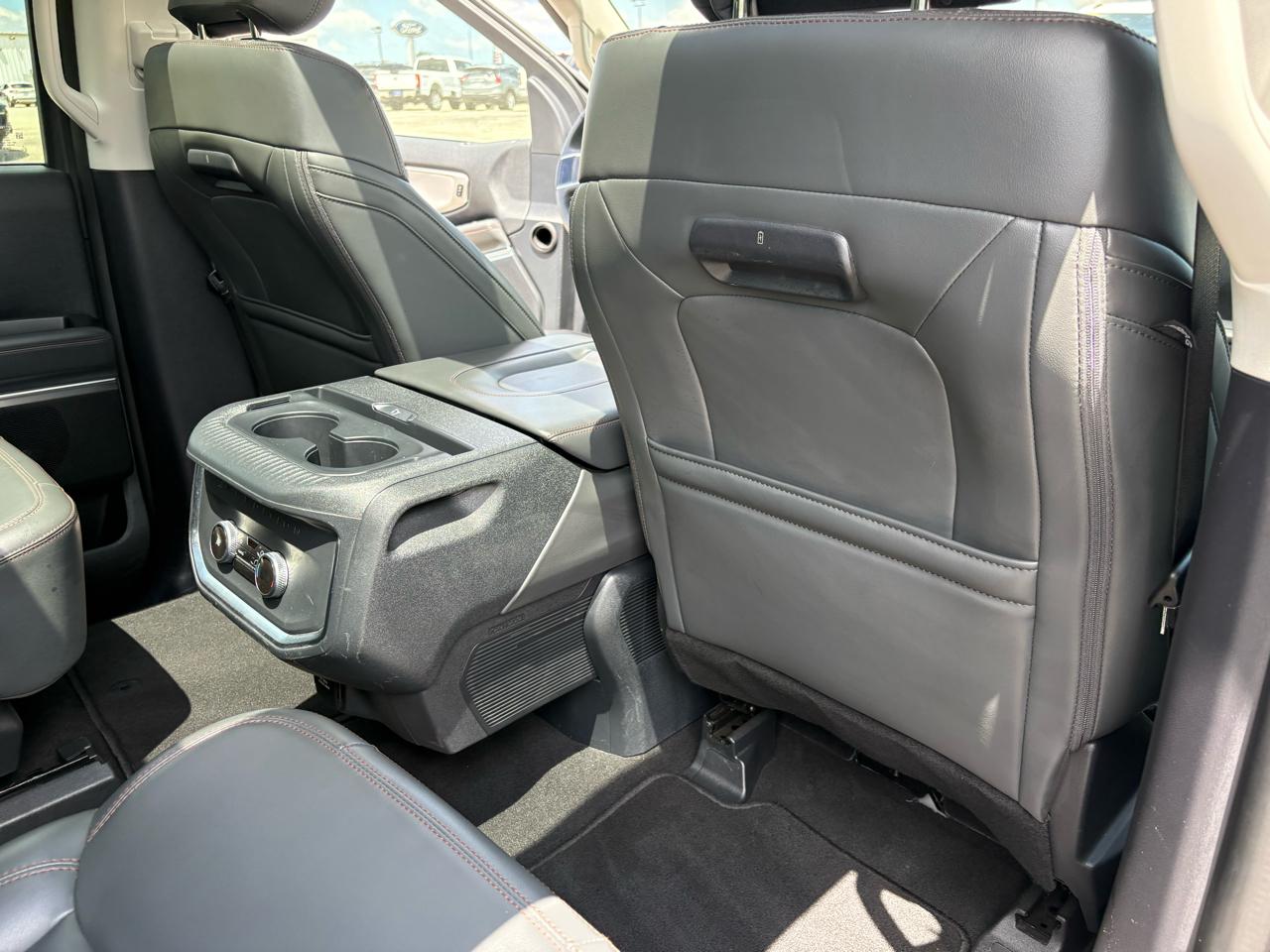 Ford Expedition Active 4x4 2025
