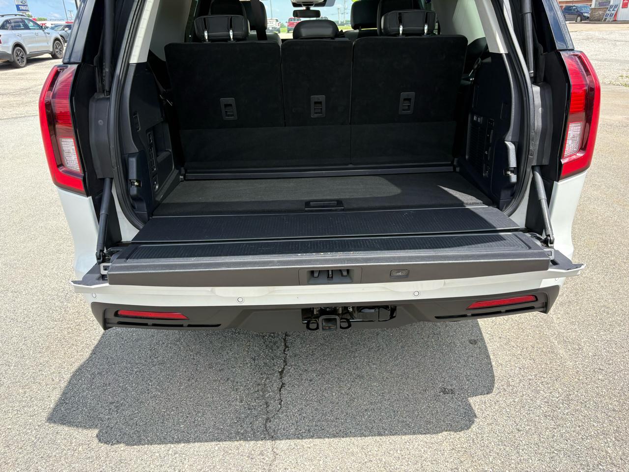 Ford Expedition Active 4x4 2025