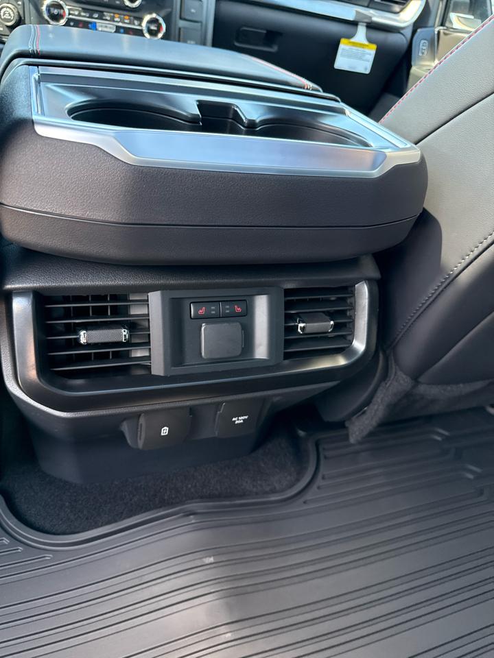 Ford F-150 Raptor 4WD SuperCrew 5.5' Box 2026