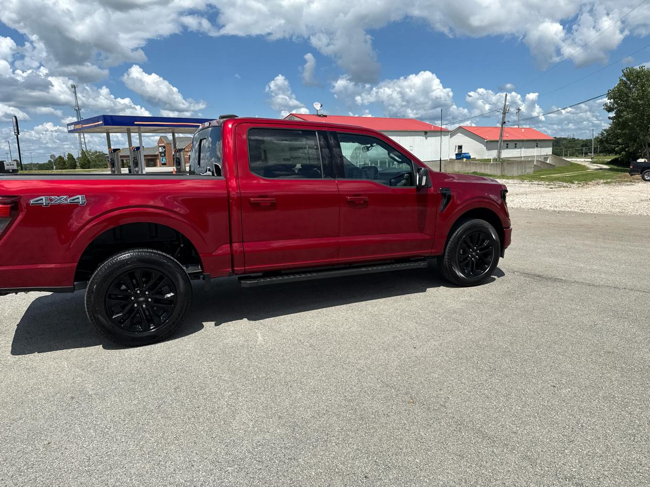 Ford F-150 XLT 4WD SuperCrew 5.5' Box 2026