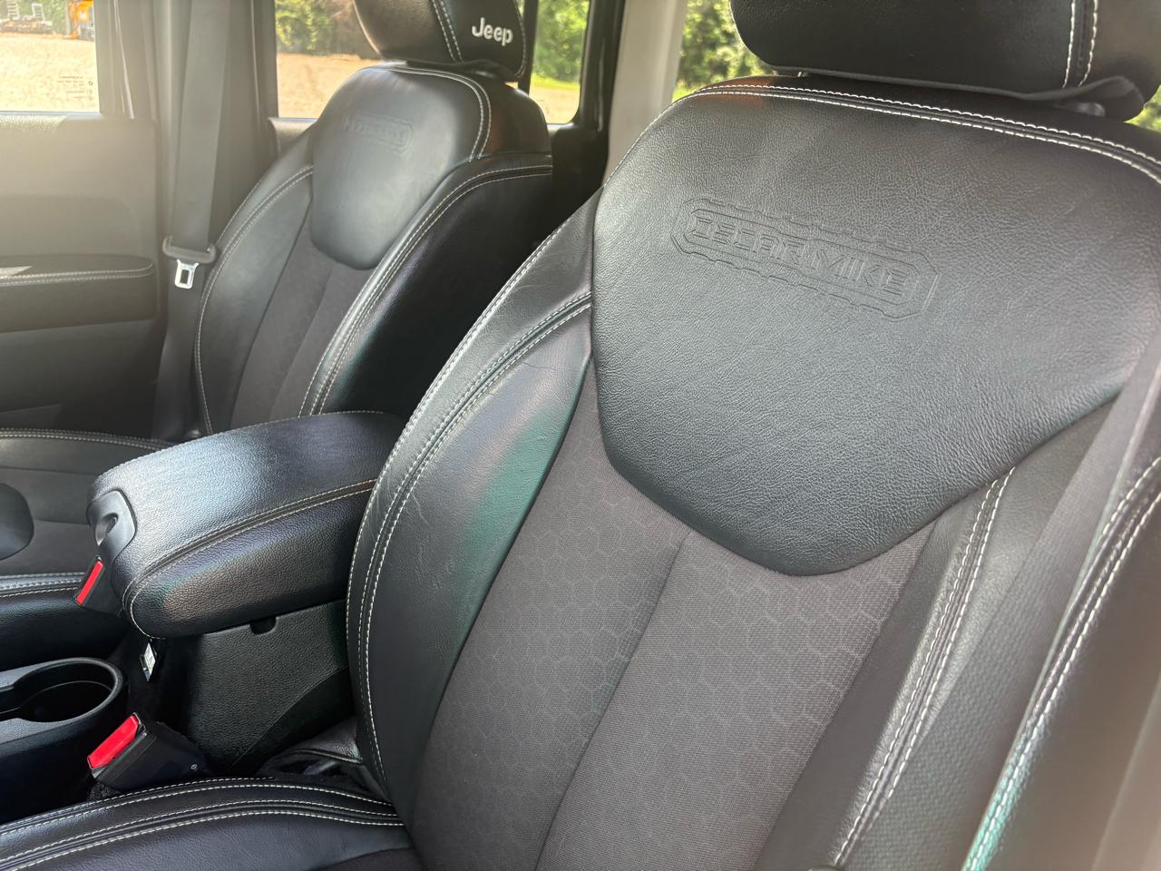 Jeep Wrangler JK Unlimited Freedom Edition 4x4 2018