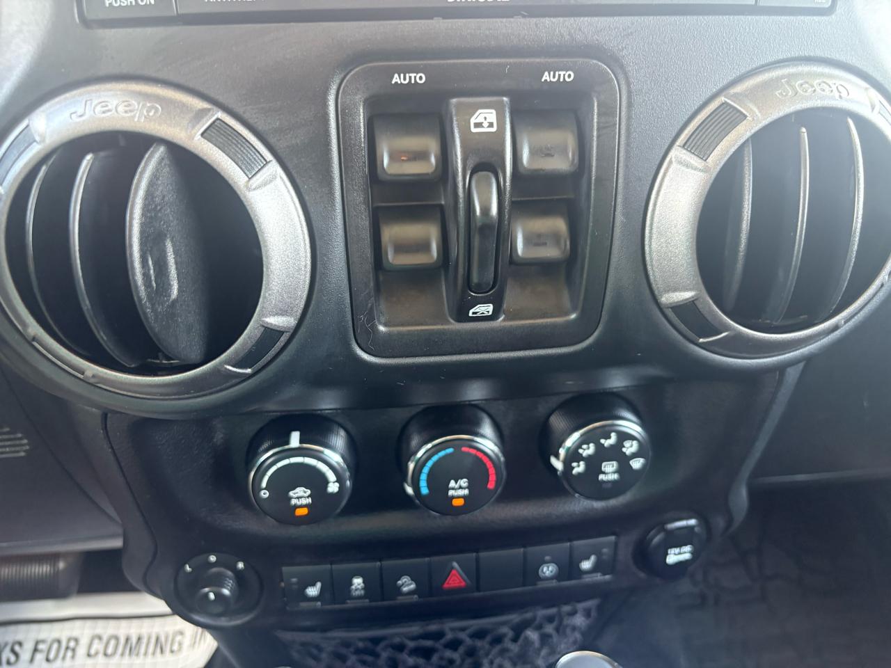 Jeep Wrangler JK Unlimited Freedom Edition 4x4 2018