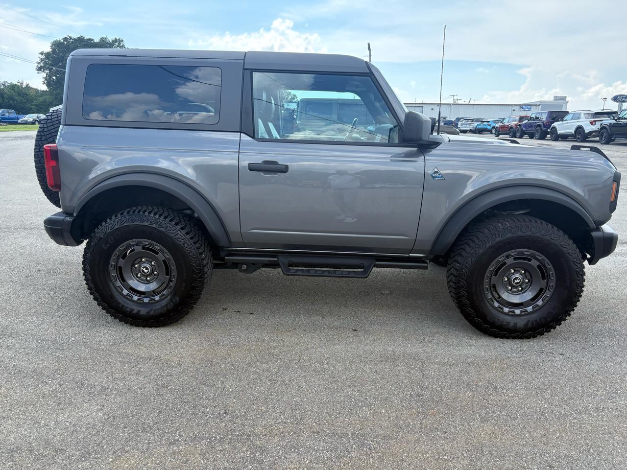 Ford Bronco Black Diamond 2 Door 4x4 2024