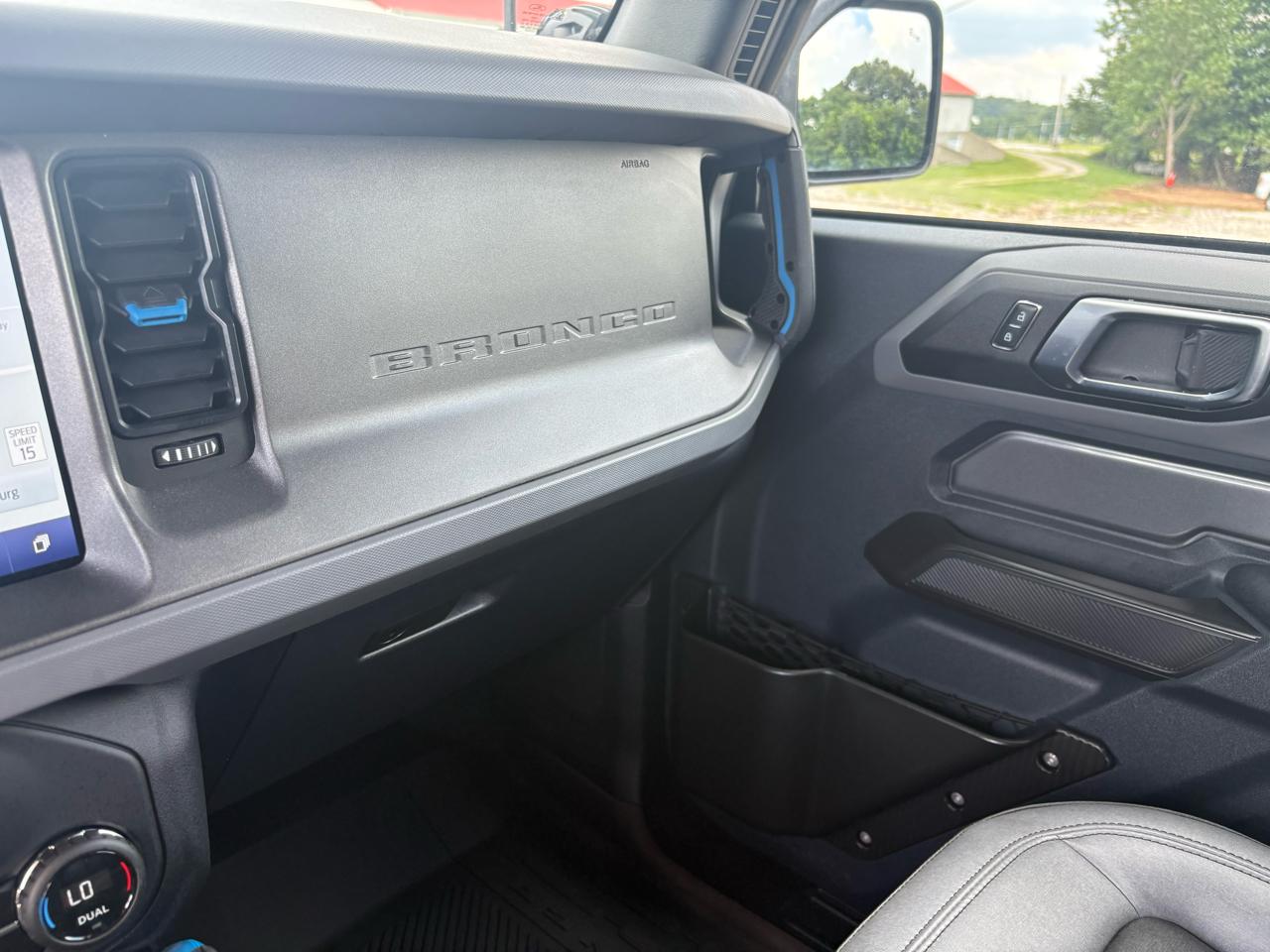 Ford Bronco Black Diamond 2 Door 4x4 2024