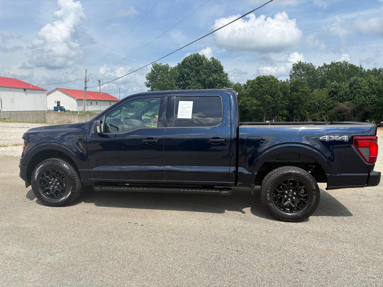 Ford F-150 4WD SuperCrew 145" XLT 2025