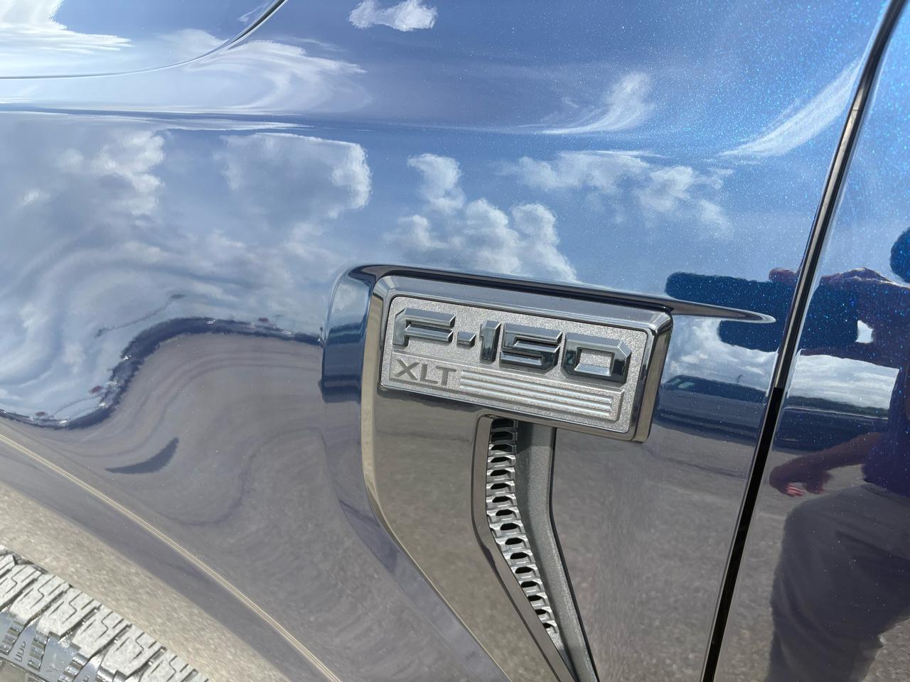 Ford F-150 4WD SuperCrew 145" XLT 2025