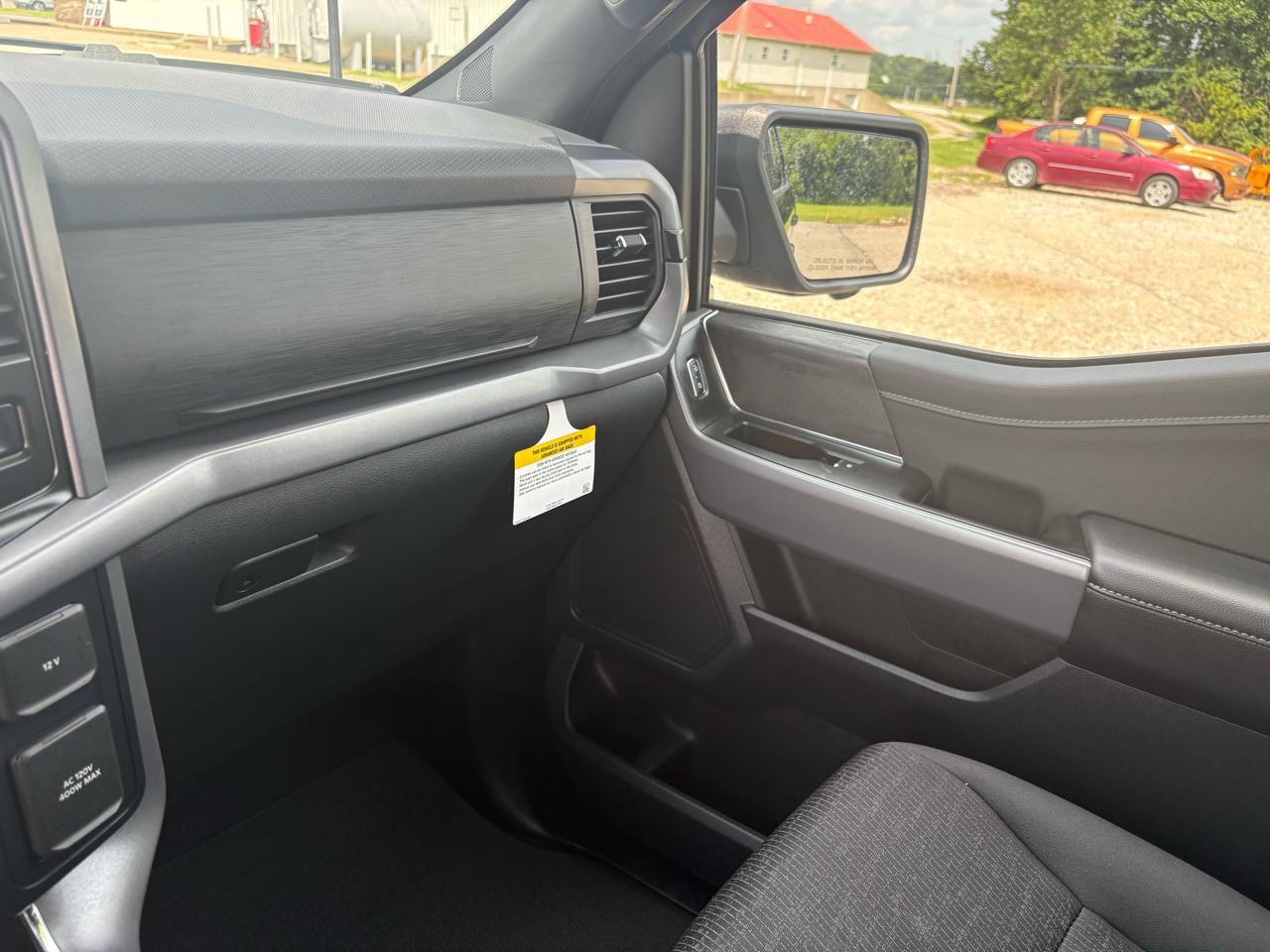 Ford F-150 4WD SuperCrew 145" XLT 2025