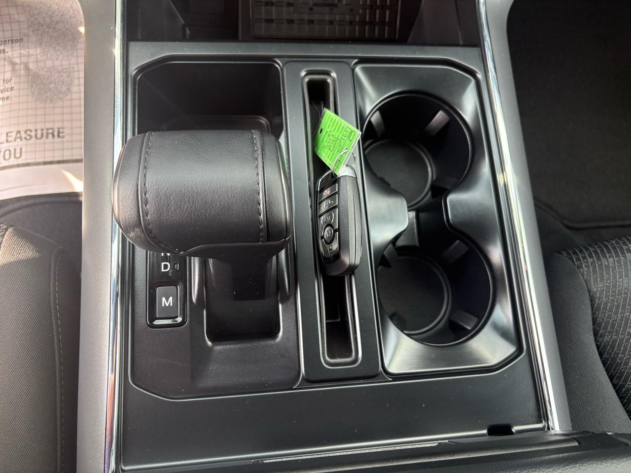 Ford F-150 4WD SuperCrew 145" XLT 2025