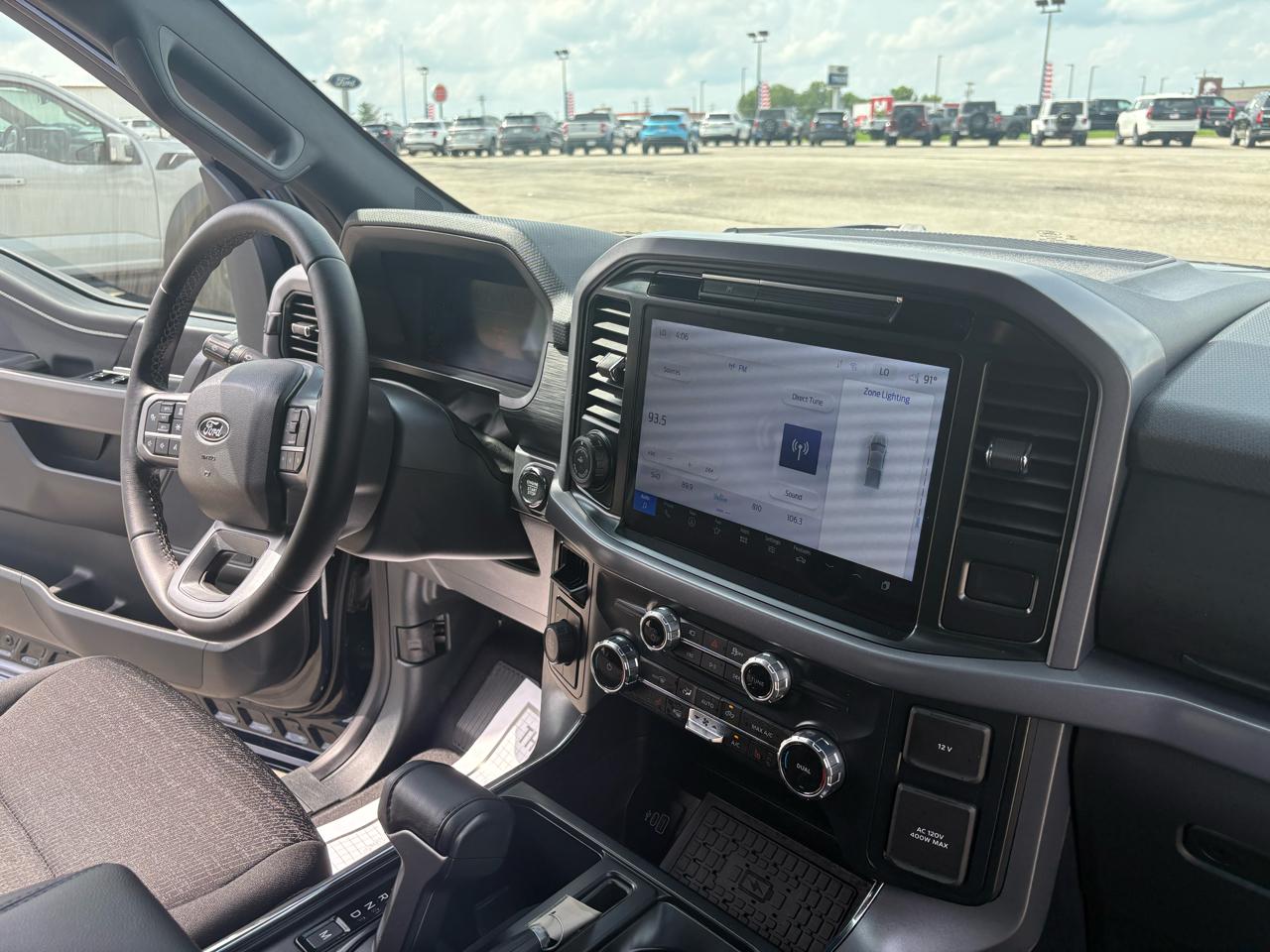 Ford F-150 4WD SuperCrew 145" XLT 2025