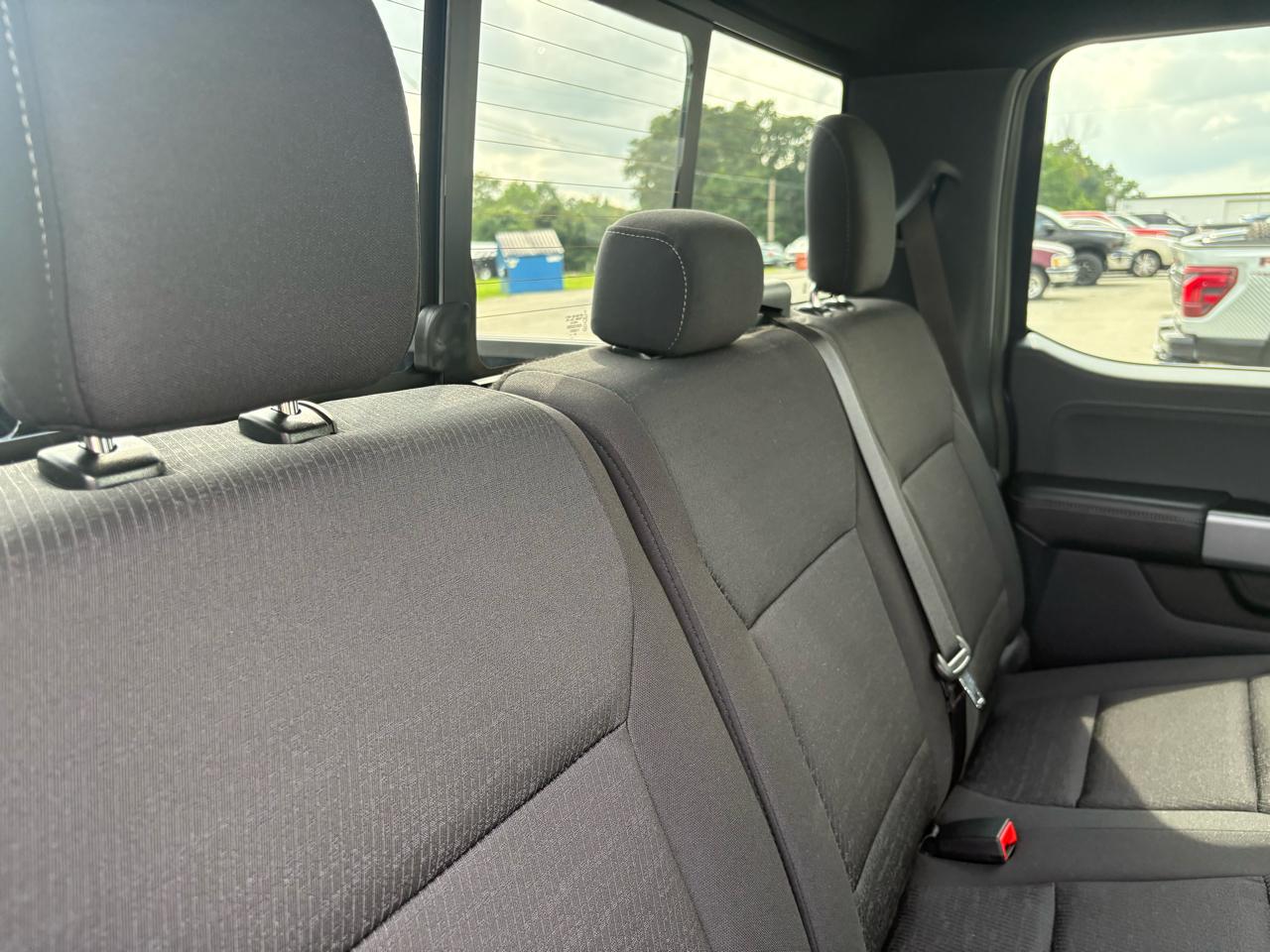 Ford F-150 4WD SuperCrew 145" XLT 2025