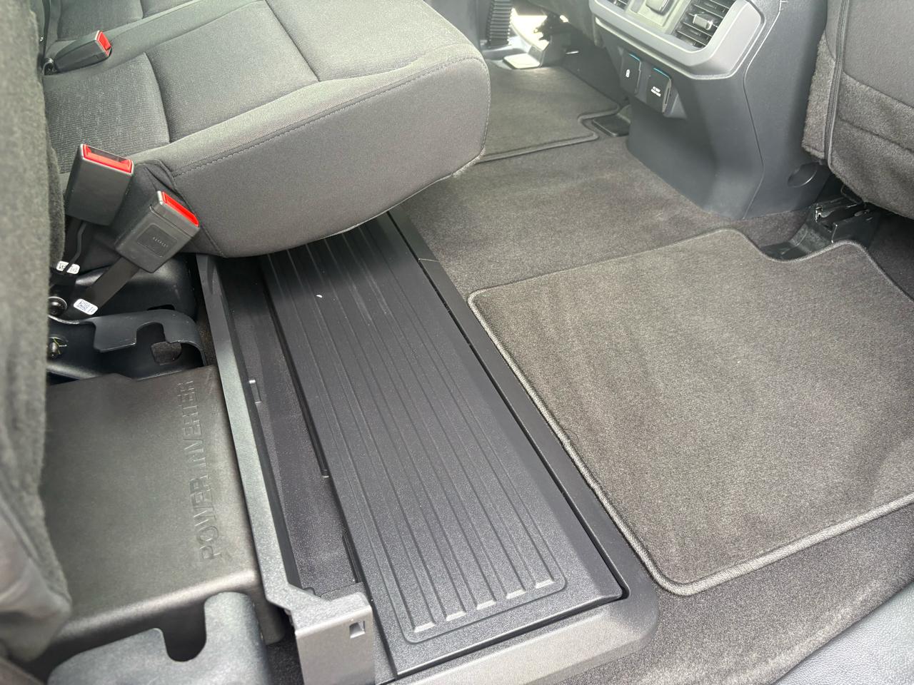 Ford F-150 4WD SuperCrew 145" XLT 2025