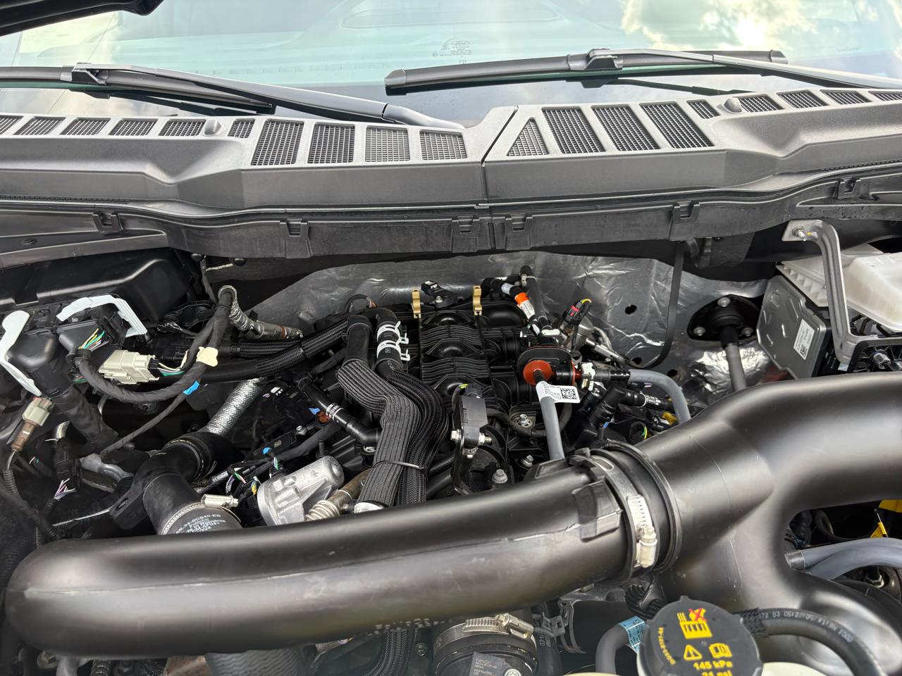 Ford F-150 4WD SuperCrew 145" XLT 2025