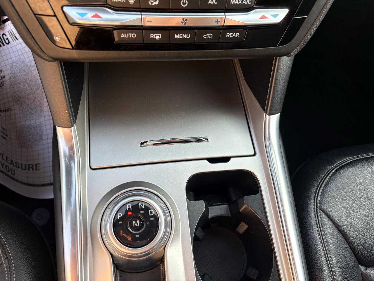 Ford Explorer 4dr 112" WB XLT 4WD 2020