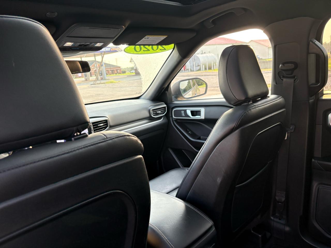 Ford Explorer 4dr 112" WB XLT 4WD 2020