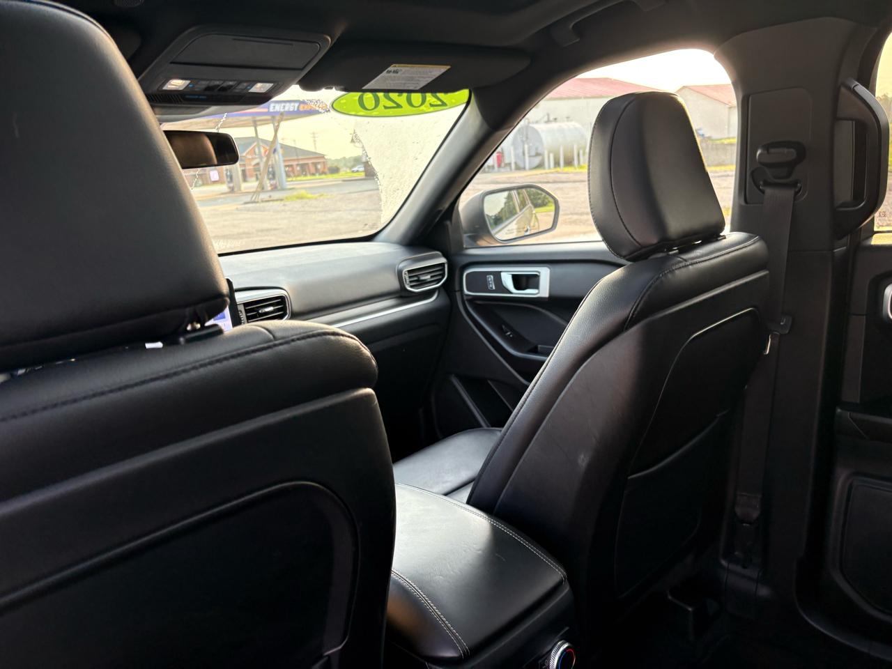 Ford Explorer 4dr 112" WB XLT 4WD 2020