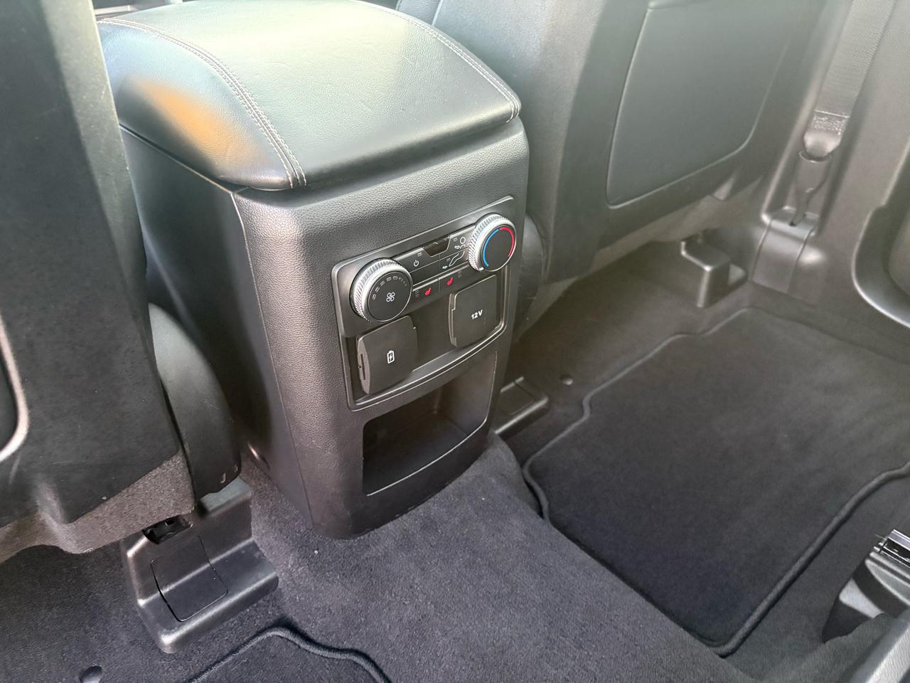 Ford Explorer 4dr 112" WB XLT 4WD 2020