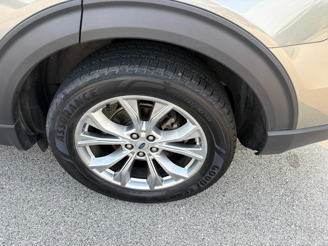 Ford Explorer 4dr 112" WB XLT 4WD 2020