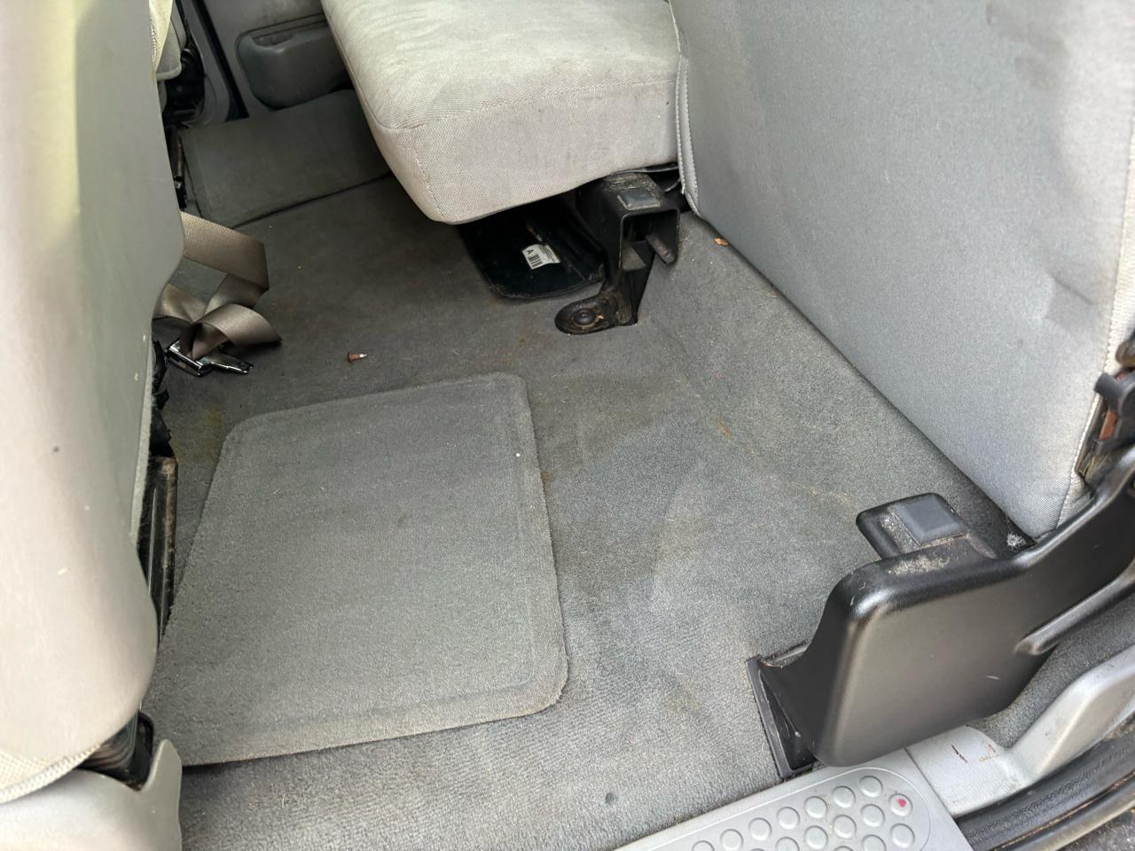 Ford Super Duty F-250 Supercab 142" XLT 2003