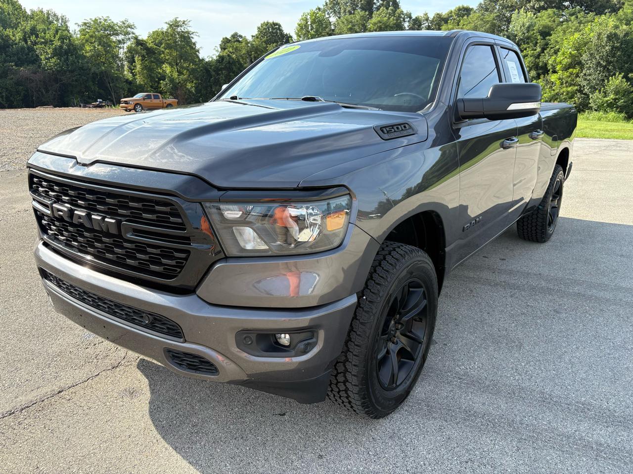 RAM 1500 Big Horn 4x4 Quad Cab 6'4" Box 2022